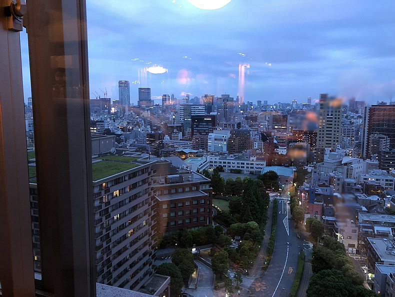 ウエスティンホテル東京のクラブラウンジの夜景