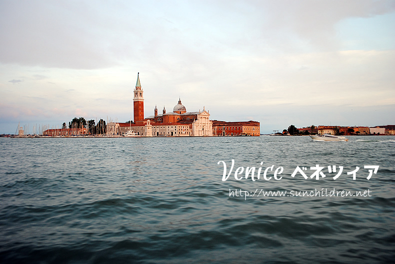 ヴェネツィアのサン・ジョルジョ・マッジョーレ島、ムラーノ島、ブラーノ島、トルチェッロ島をめぐります