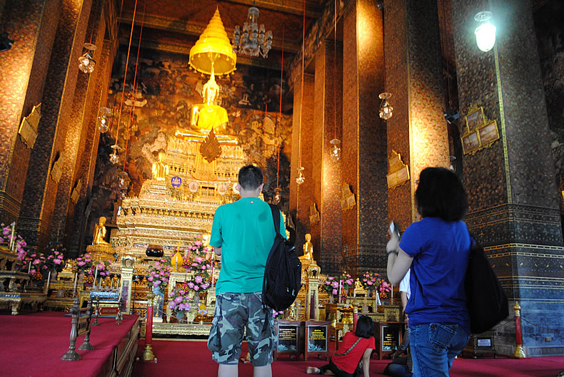 ワットポーの大仏