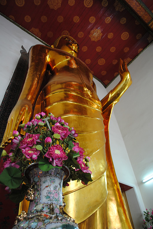 ワットポーで大仏巡り